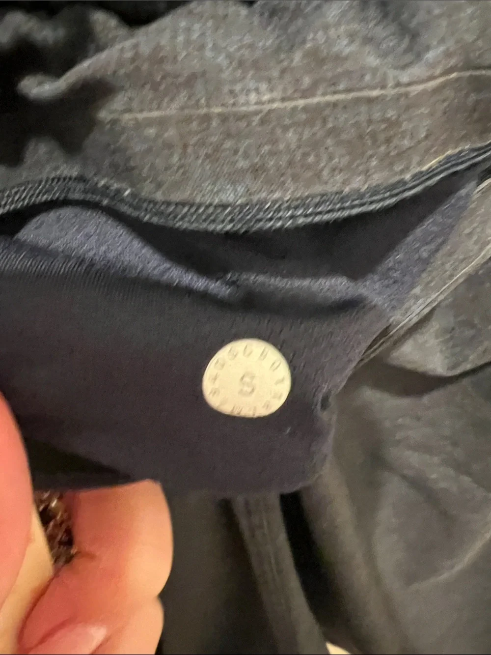 Lululemon Heathered navy unlined 7 Inch inseam men’s small